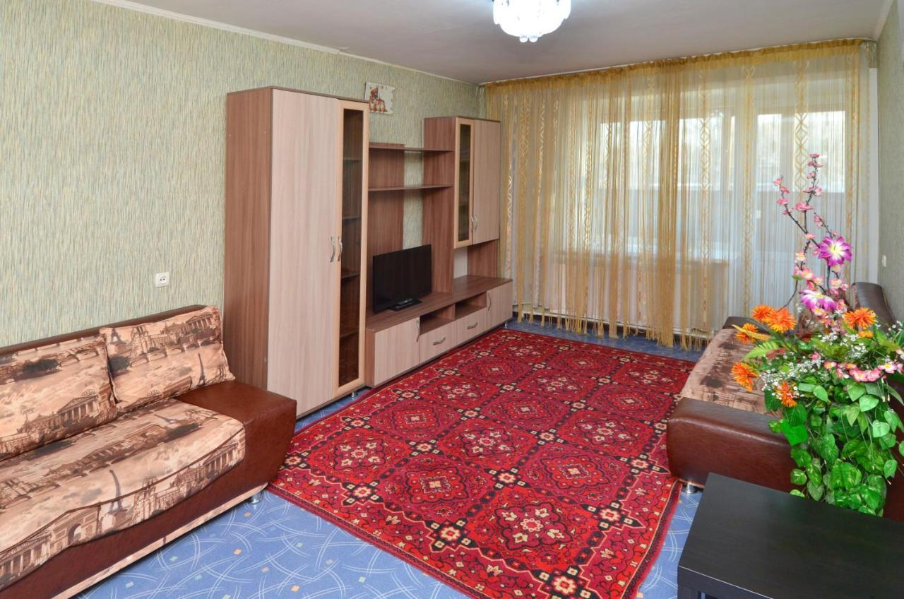 1 Комнатные Апартаменты На Садуакасова 24 Kokshetau Exterior foto